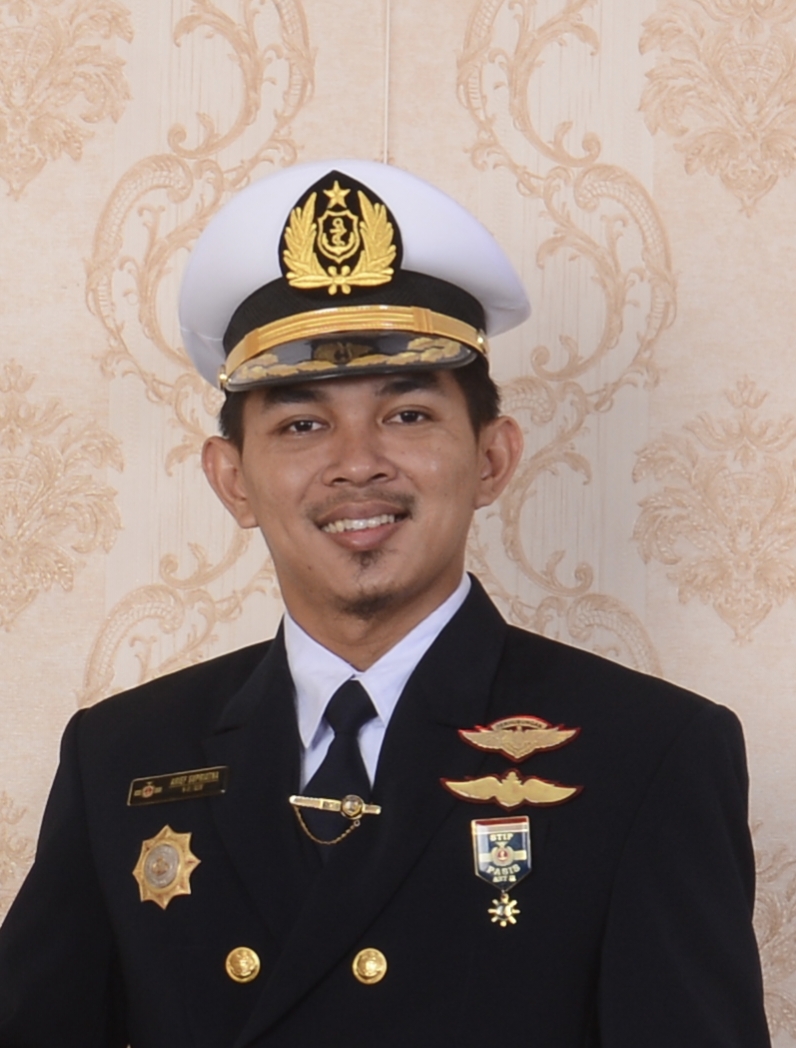 Capt. Arief Supriatna, S.M., M.M.Tr., M.Mar.