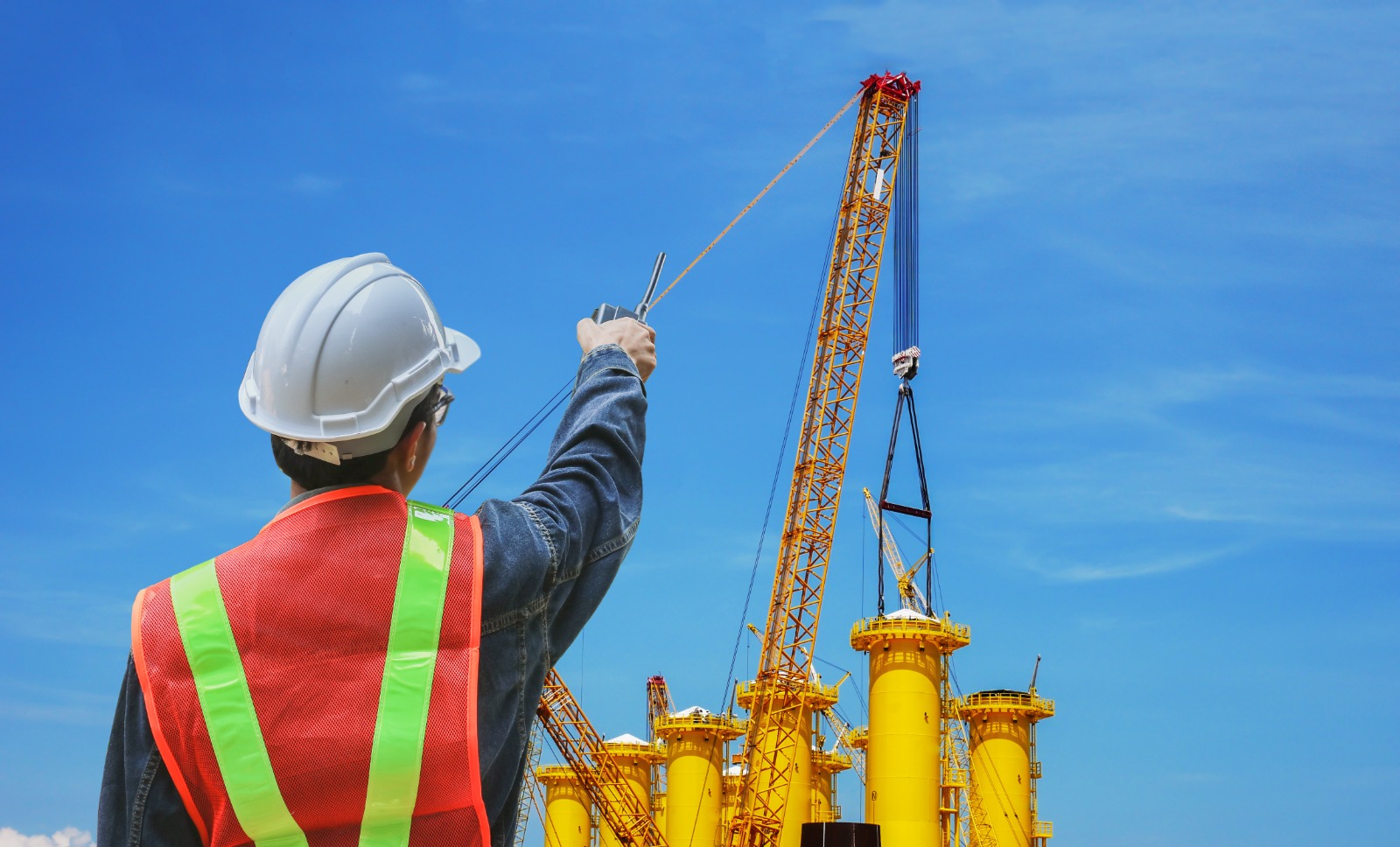 Operator Crane Putar Tetap