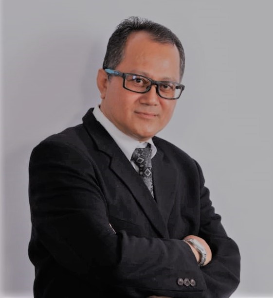 Delzy Yandra SE. MM.